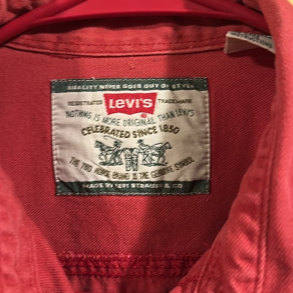 Vintage Red Tab Button-Up Jeans Shirt - Picture 2 of 7